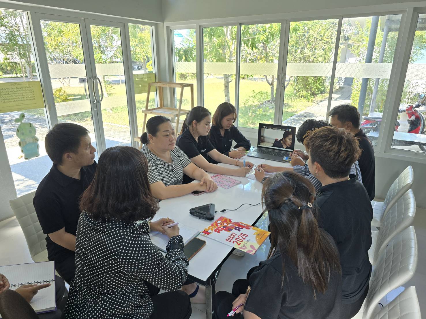 title - ส.ป.ก.เพชรบุรี ร่วมประชุมเพื่อติดตามผลการจัดที่ดินตามข้อ 62 สภาพปัญหาในการปฏิบัติงานดังกล่าว รวมถึงซักซ้อมและทำความเข้าใจแนวทางปฏิบัติร่วมกัน